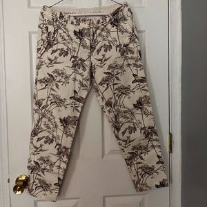 TALBOTS / The Weekender Pants / Size 6P
